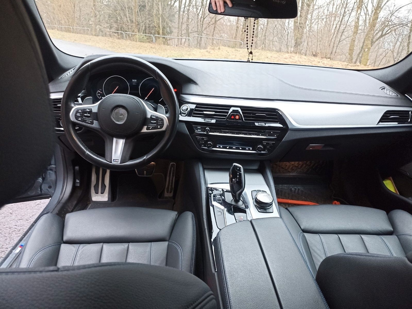 BMW 540i xDrive Touring A - foto 17