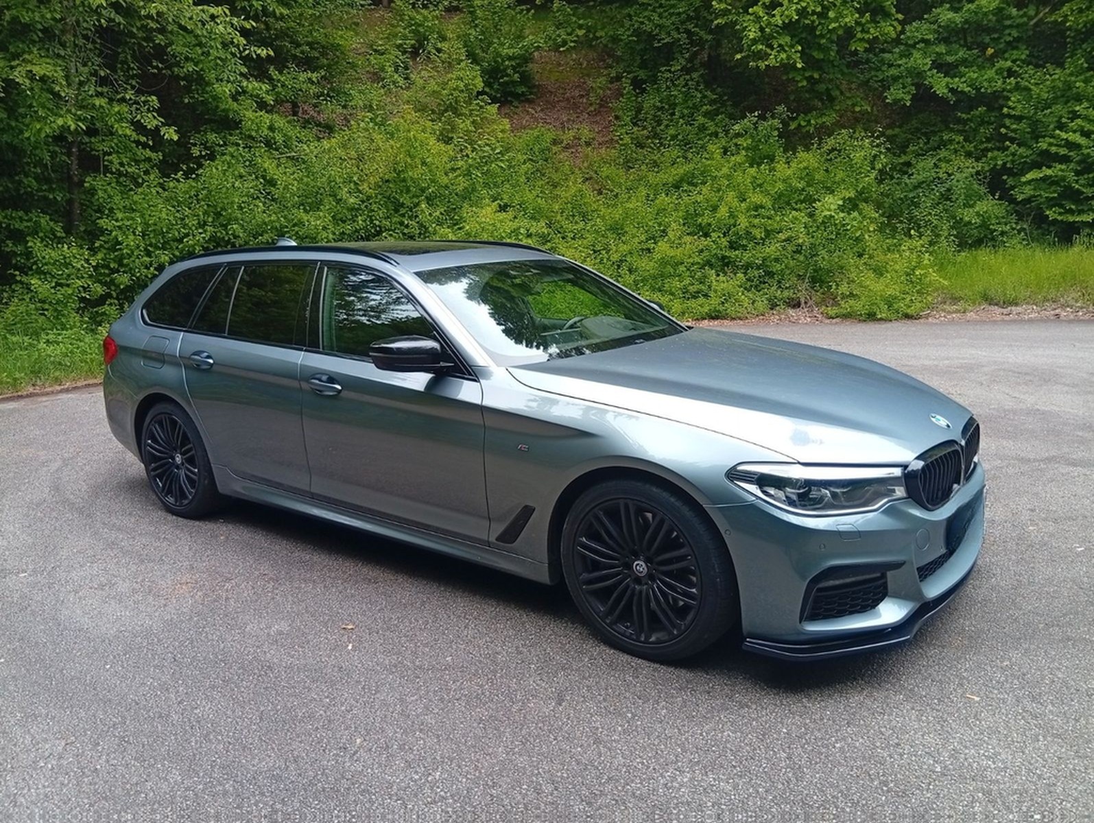BMW 540i xDrive Touring A - foto 4