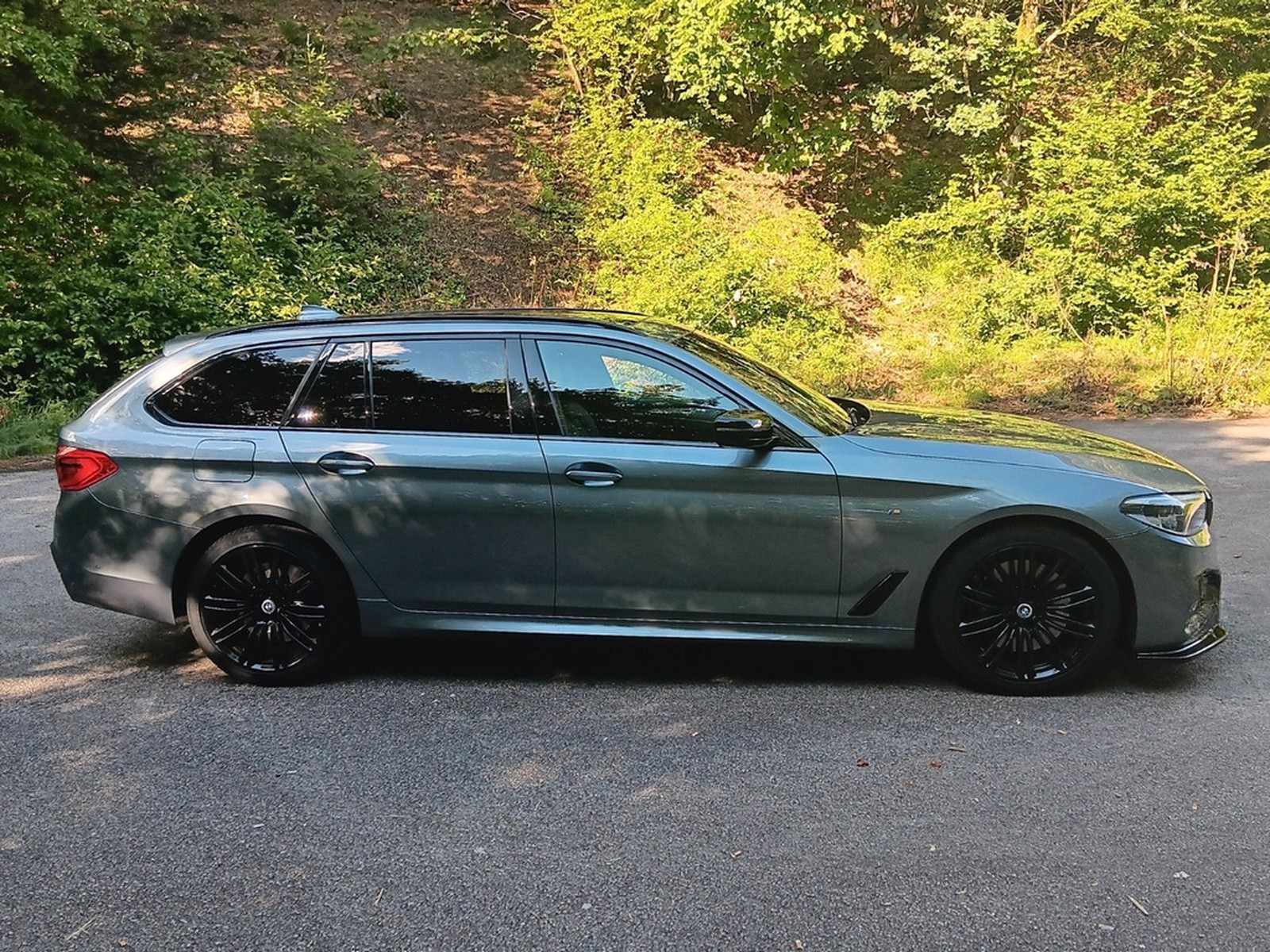 BMW 540i xDrive Touring A - foto 7