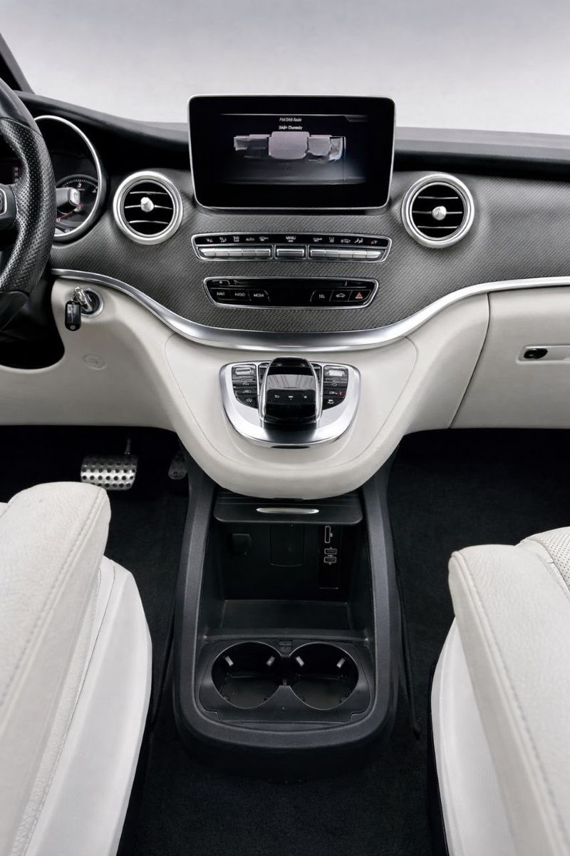 Mercedes-Benz V 250 V-Klasse AMG AVANTGARDE EDITION 4-MATIC la foto 22