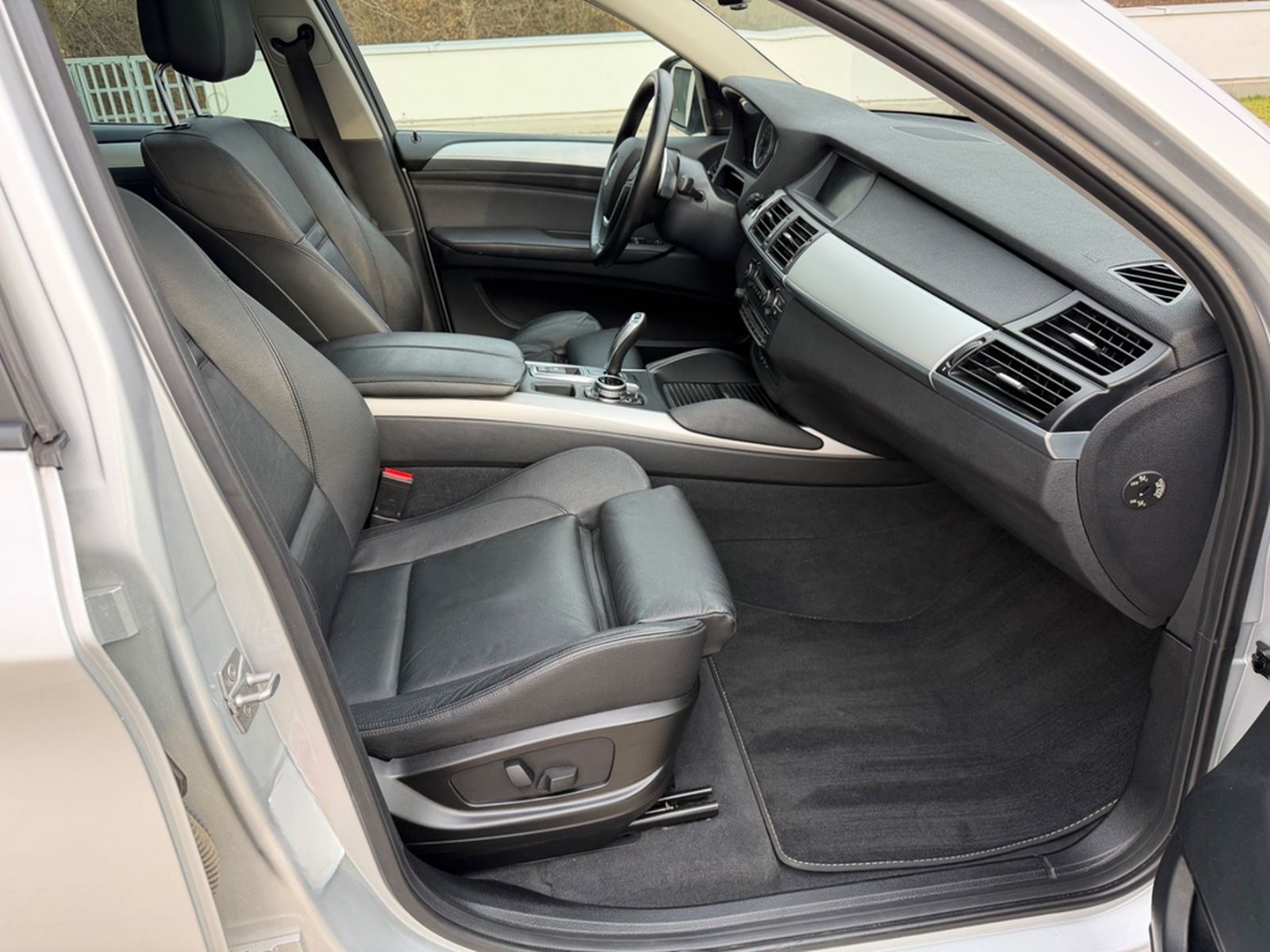 BMW X6 xDrive30d, Scheckheft, Originallaufleistung foto 24