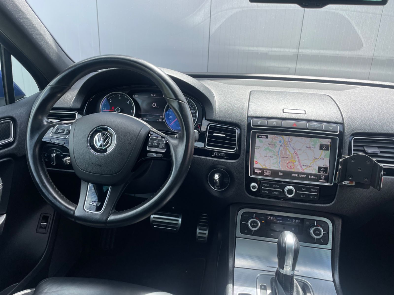 Volkswagen Touareg 3.0 V6 TDI R-Line  4Motion foto 9