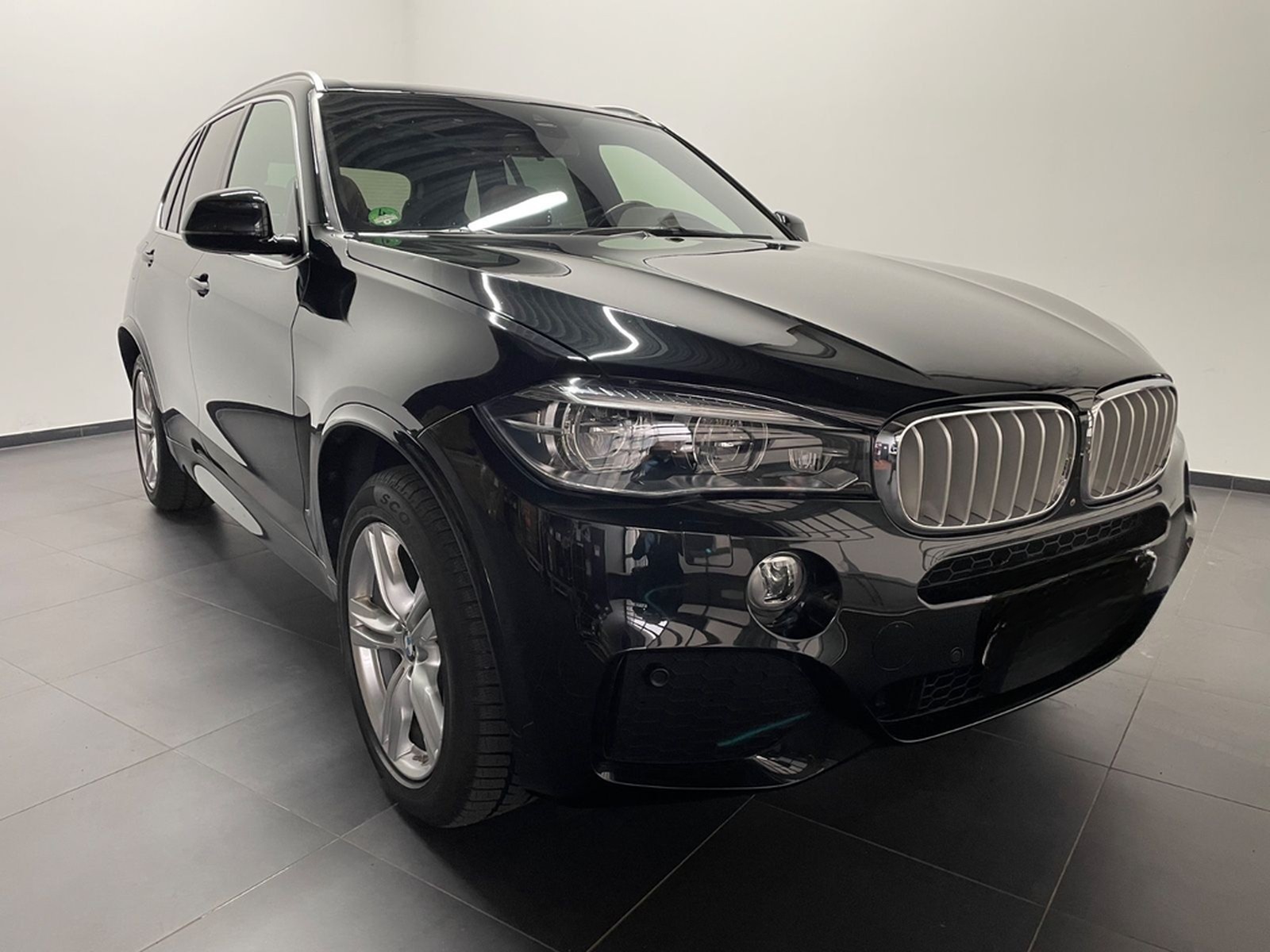 BMW X5 xDrive40d+M-Sport+HUD+STHZ+LED+H&K+PANO+NIGHT foto 4