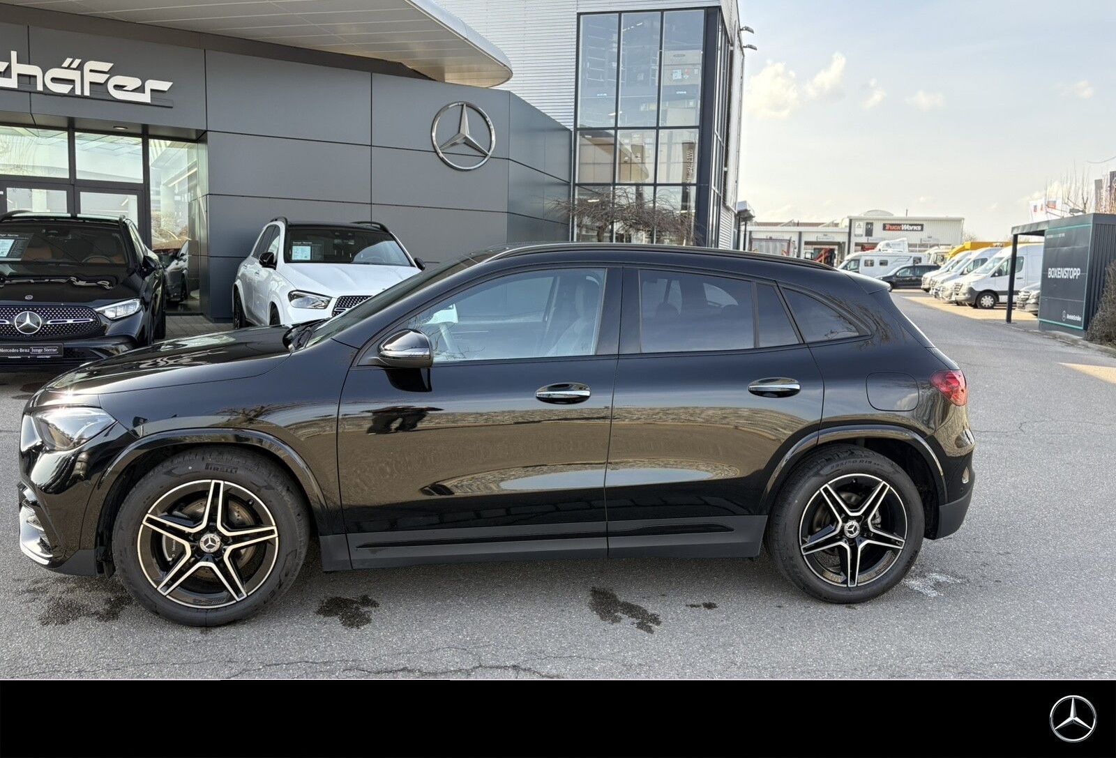Mercedes-Benz GLA 200 AMG Night AHK LED Kam KeylGo 19" foto 2