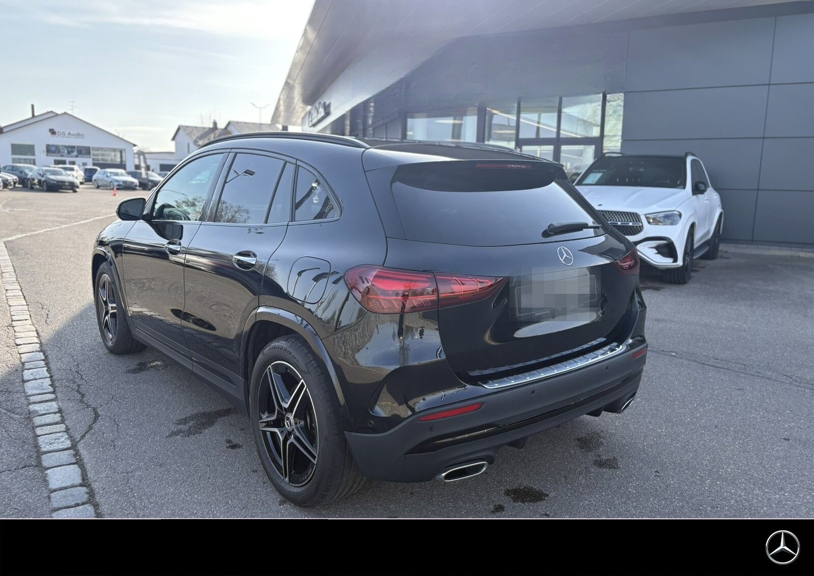 Mercedes-Benz GLA 200 AMG Night AHK LED Kam KeylGo 19" foto 3