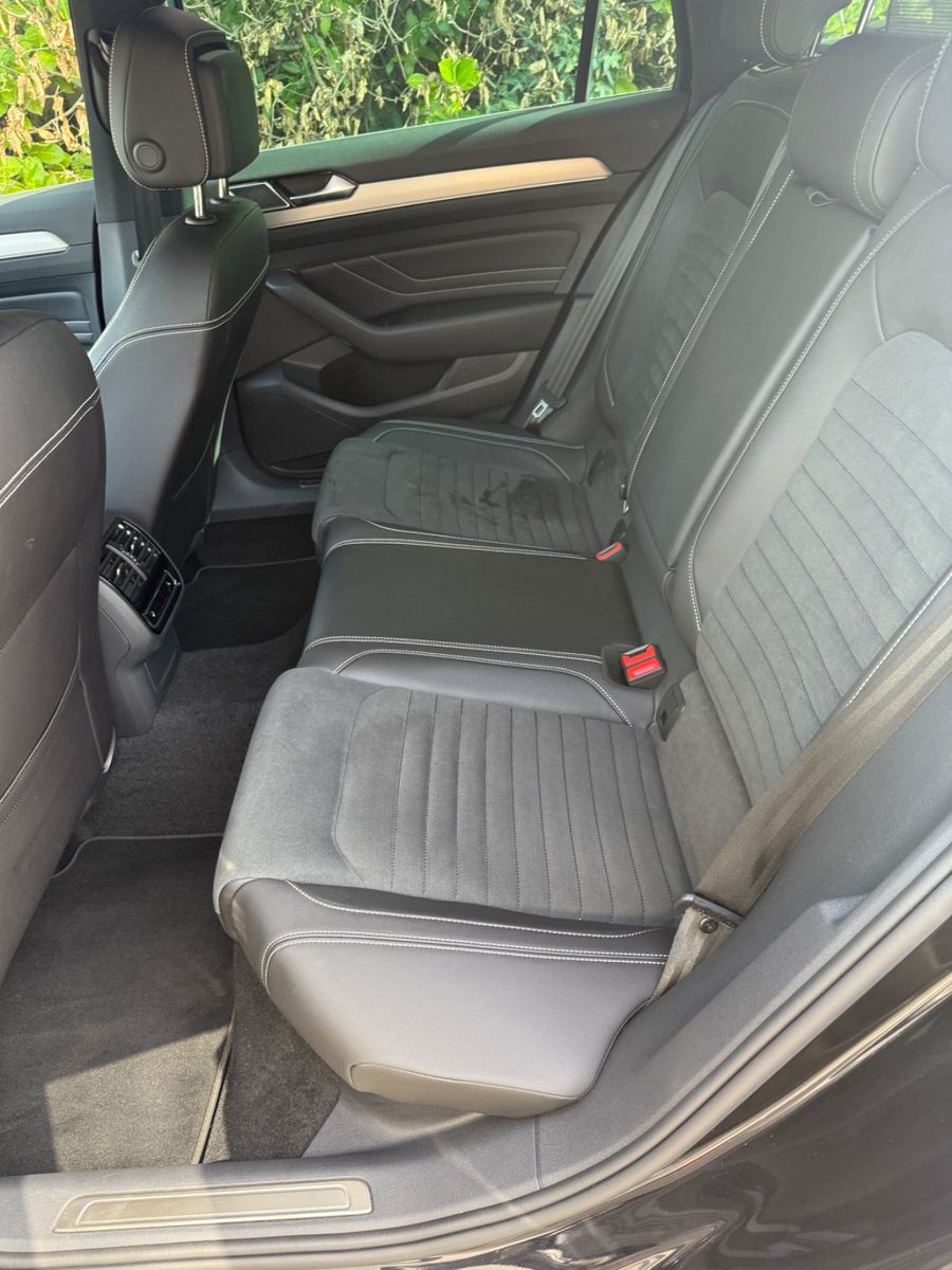 Volkswagen Passat Var 2.0 TDI Eleg Pano IQMatr AHK Garantie foto 5