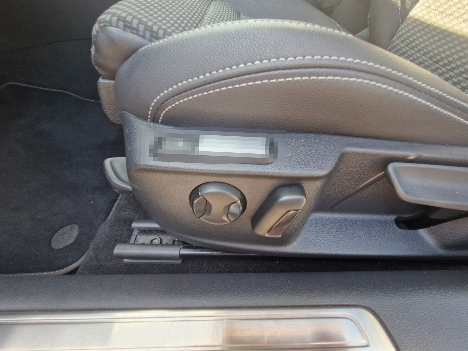 Volkswagen Passat Variant 1.6 TDI/R LINE/18 ZOLL BONNEVILLE foto 10