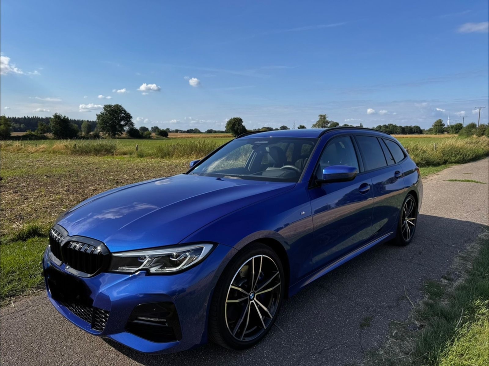 BMW 330i Touring M Sport, Pano/Laser/AHK/DAP foto 2