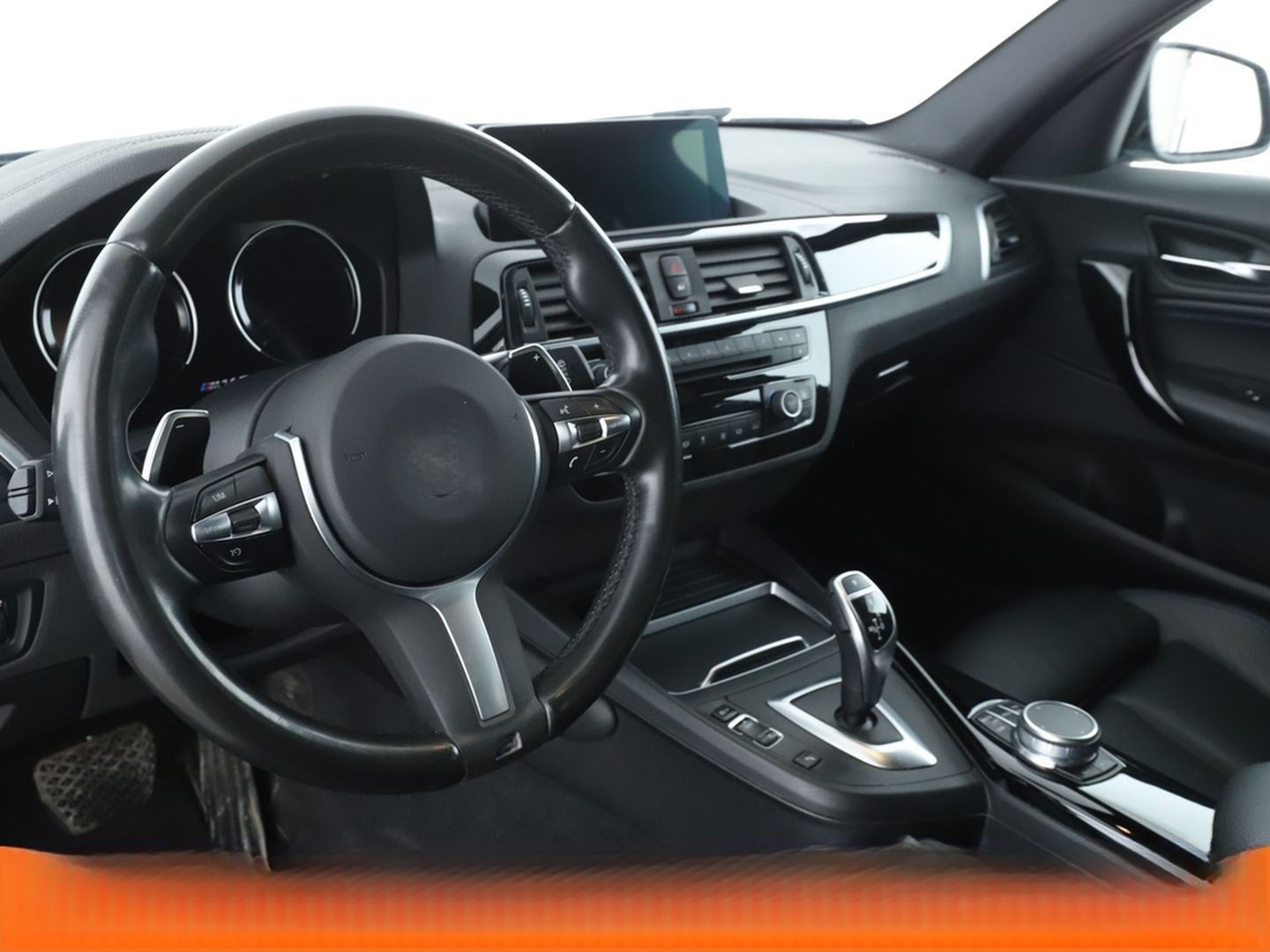 BMW M140i Special Edition Aut*NAVI*LED*PDC*SHZ*TEMPO foto 11