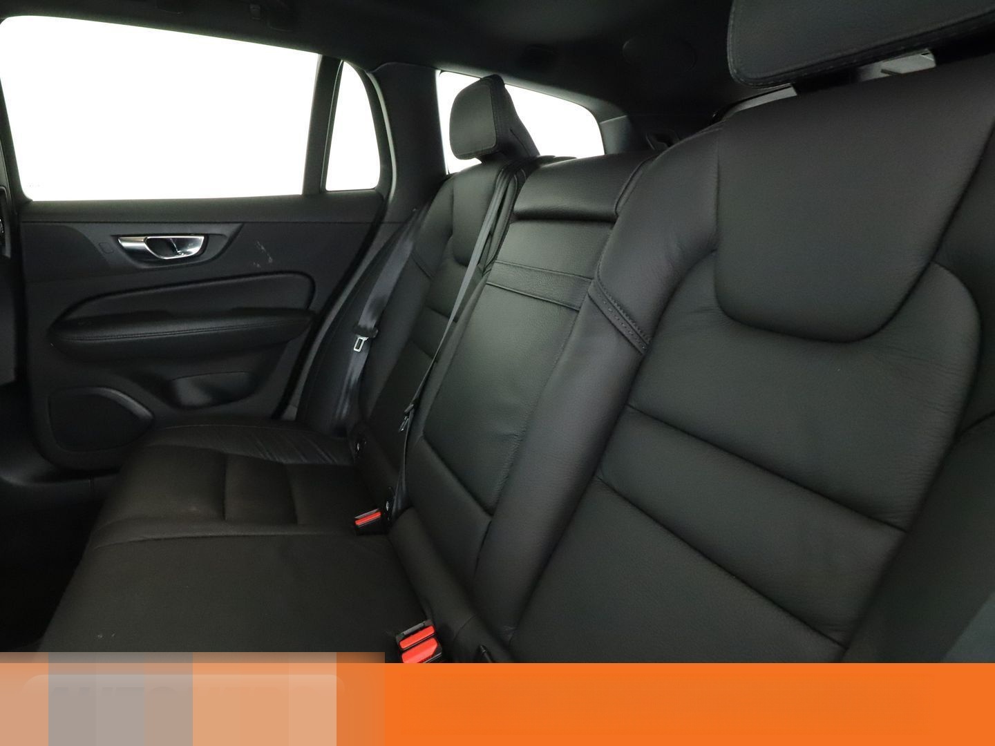 Volvo V60 Cross Country 2.0 T5 Pro AWD Aut.*NAVI*LED* foto 16