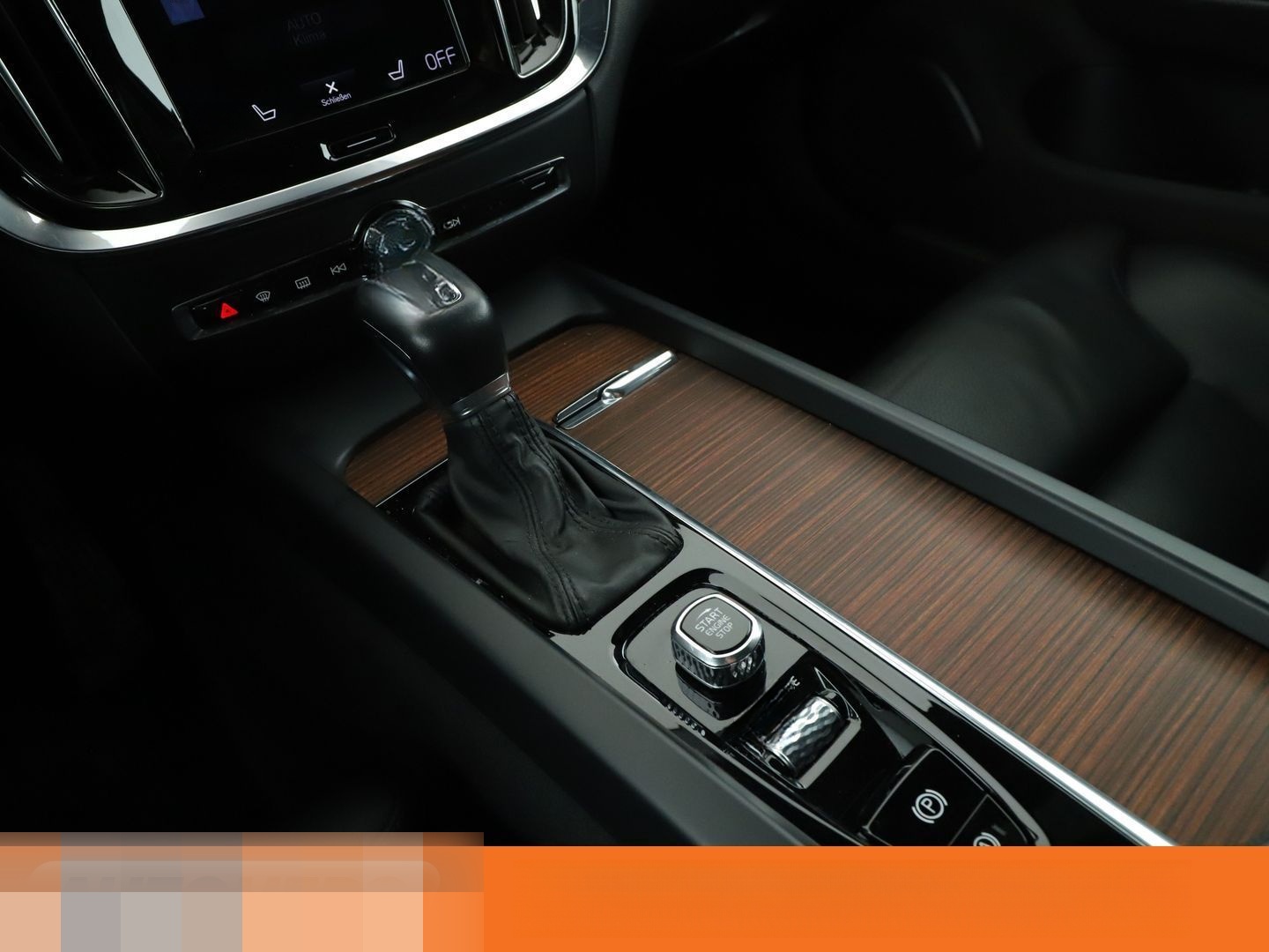 Volvo V60 Cross Country 2.0 T5 Pro AWD Aut.*NAVI*LED* foto 24