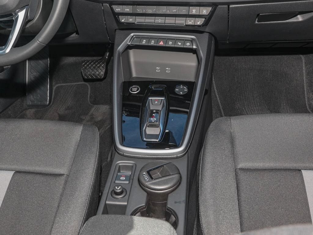 Audi A3 Sportback Advanced 30TFSI S-tronic KAMERA+NAV foto 8