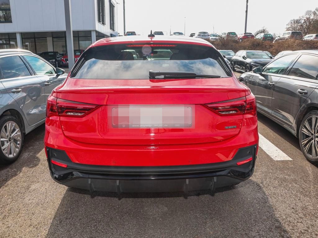 Audi Q3 Sportback S-line 45 TFSI quattro MATRIX+PANO foto 12