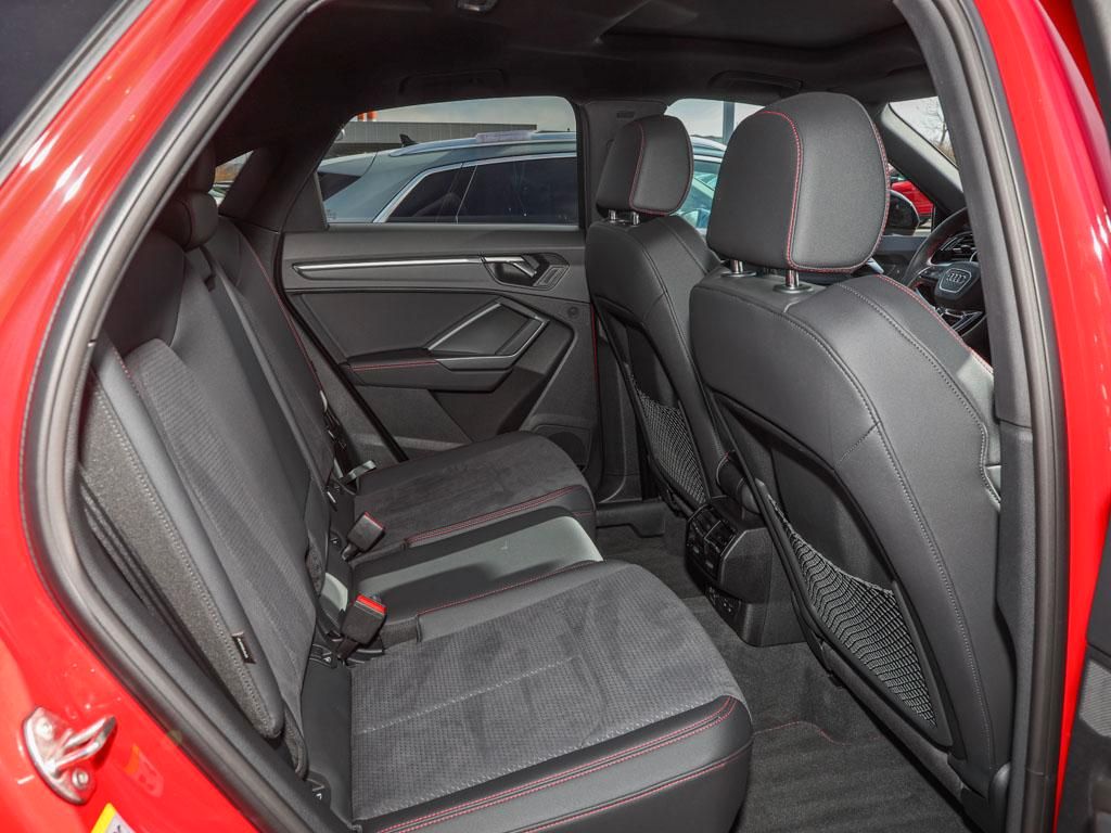 Audi Q3 Sportback S-line 45 TFSI quattro MATRIX+PANO foto 5