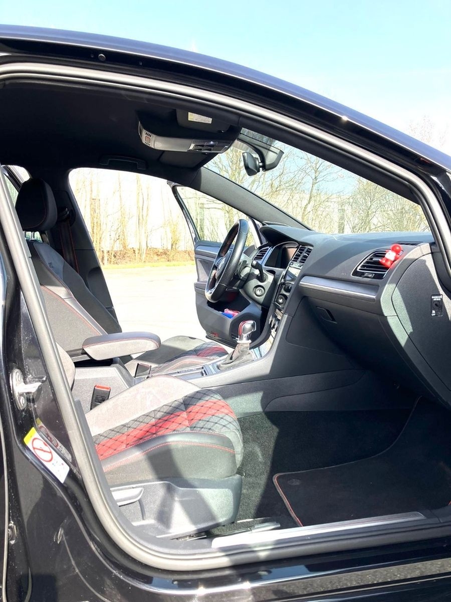 Volkswagen Golf 2.0 TSI 213kW OPF DSG GTI TCR GTI TCR foto 11