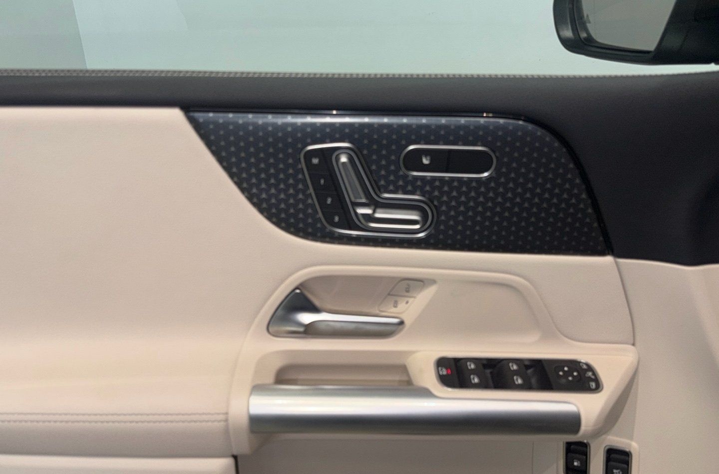 Mercedes-Benz B 250 e Progressive Multibeam Kamera MBUX AHK foto 14