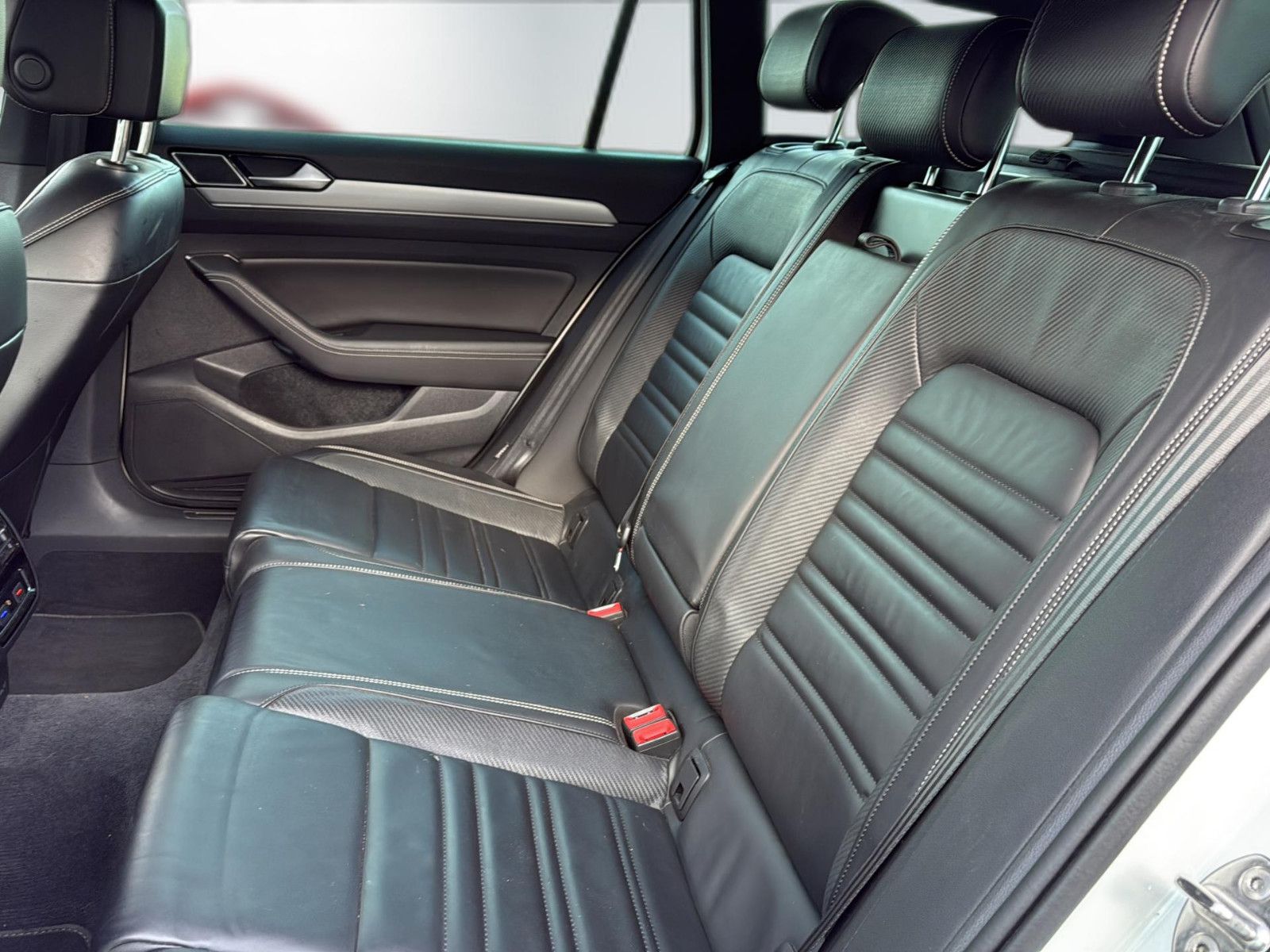 Volkswagen Passat Variant Highline*2xR-Line*LED*DSG*Virtual foto 23