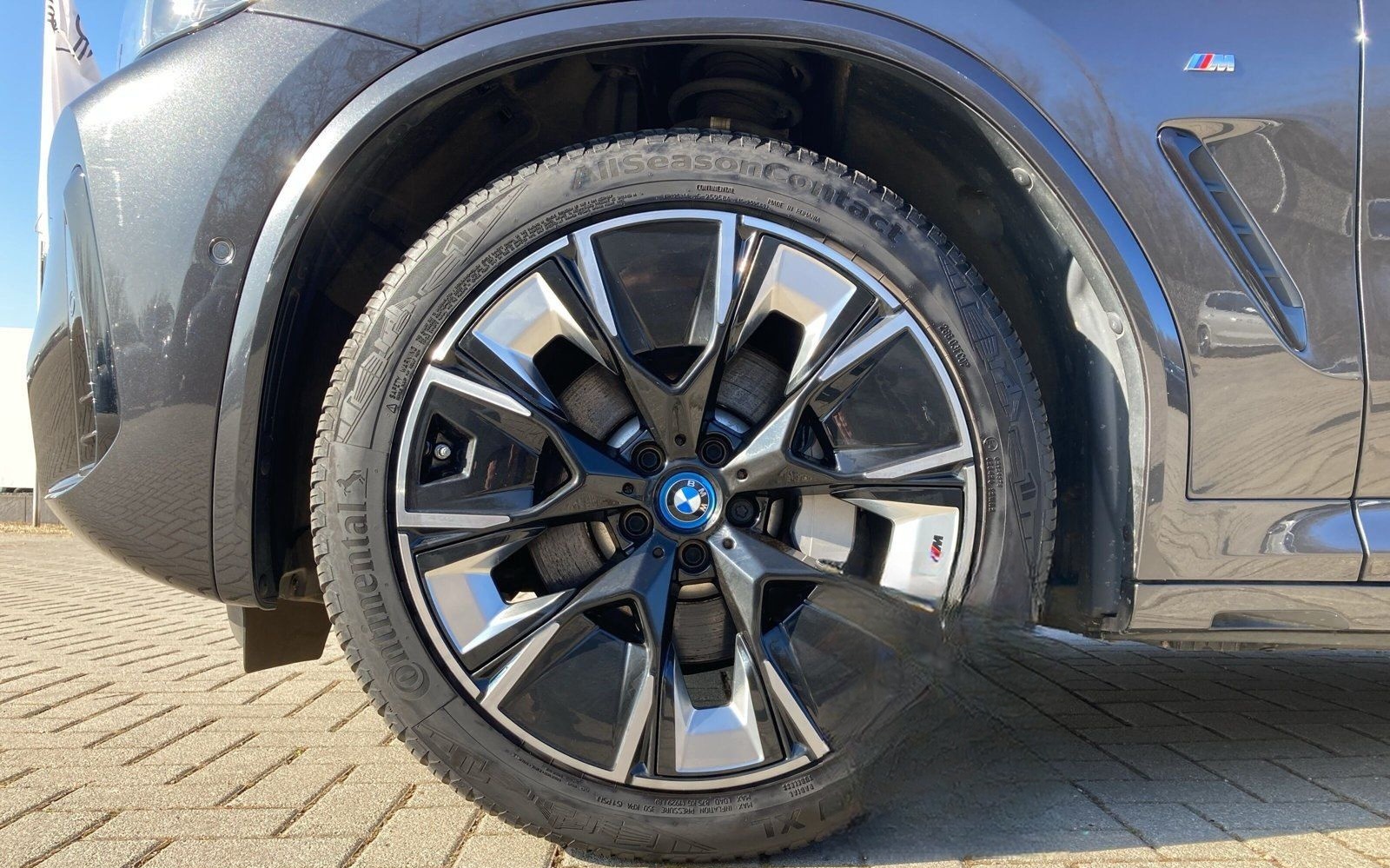 BMW iX3 M-Sport Laser Head-Up 360° AHK Navi Pano foto 3