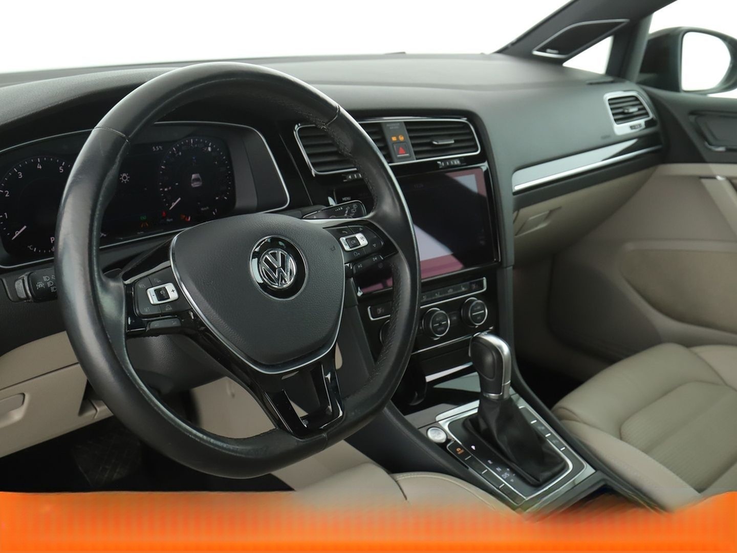 Volkswagen Golf VII 1.5 TSI ACT Highline BM Aut.*NAVI*LED* foto 11
