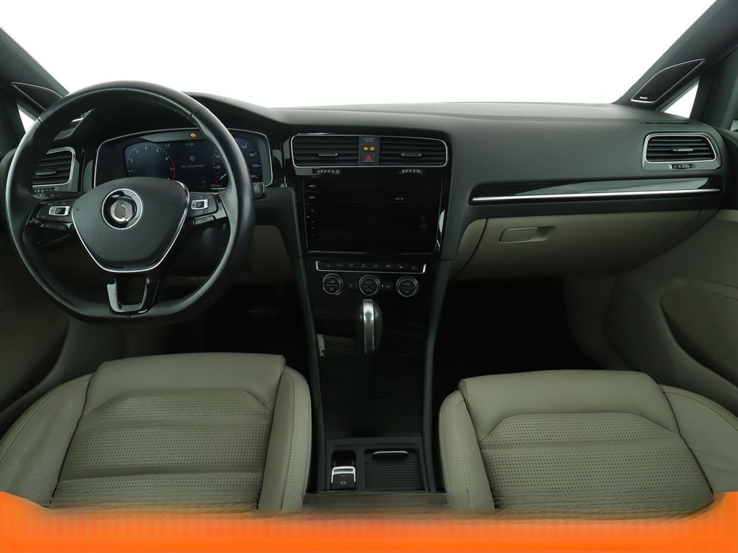 Volkswagen Golf VII 1.5 TSI ACT Highline BM Aut.*NAVI*LED* foto 12