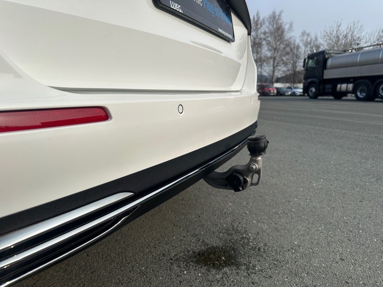 Mercedes-Benz E 300 T de AVANTGARDE+SUPERSCREEN+AHK+BURMESTER foto 18