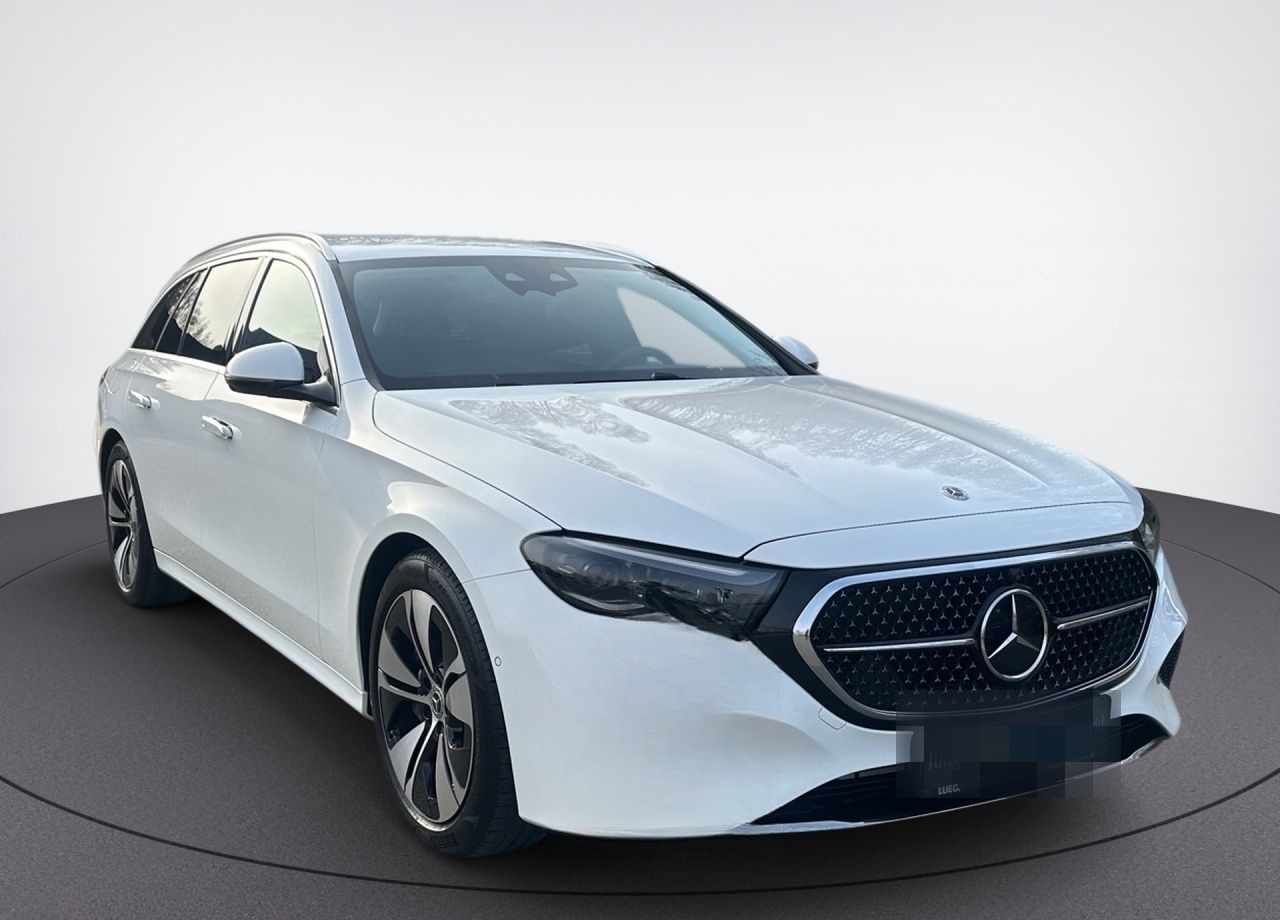 Mercedes-Benz E 300 T de AVANTGARDE+SUPERSCREEN+AHK+BURMESTER foto 7