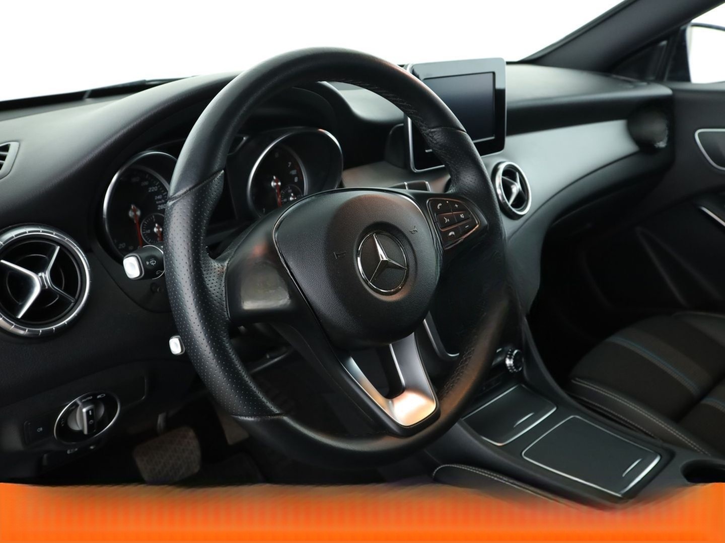 Mercedes-Benz CLA 220 4Matic Urban Aut.*LED*NAVI*TEMPO*CAM*PDC foto 11