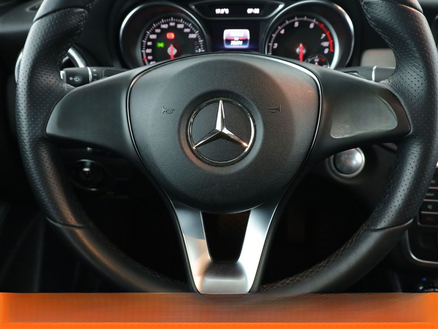 Mercedes-Benz CLA 220 4Matic Urban Aut.*LED*NAVI*TEMPO*CAM*PDC foto 19