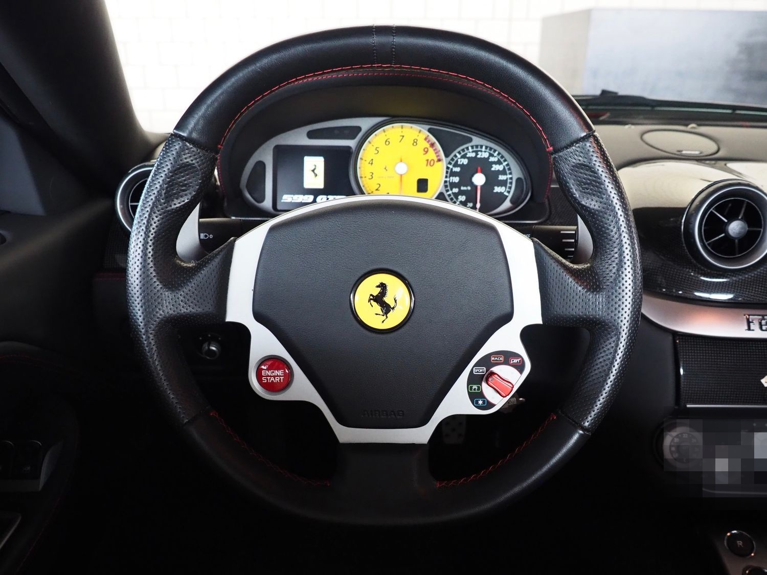 Ferrari 599 GTB Fiorano F1 CARBON by MOBILISTA foto 23