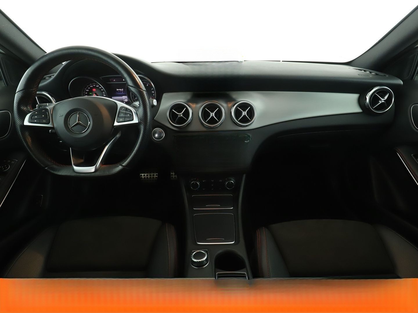 Mercedes-Benz GLA-Klasse GLA 220 4Matic AMG Line Aut.*NAV*LED* foto 12