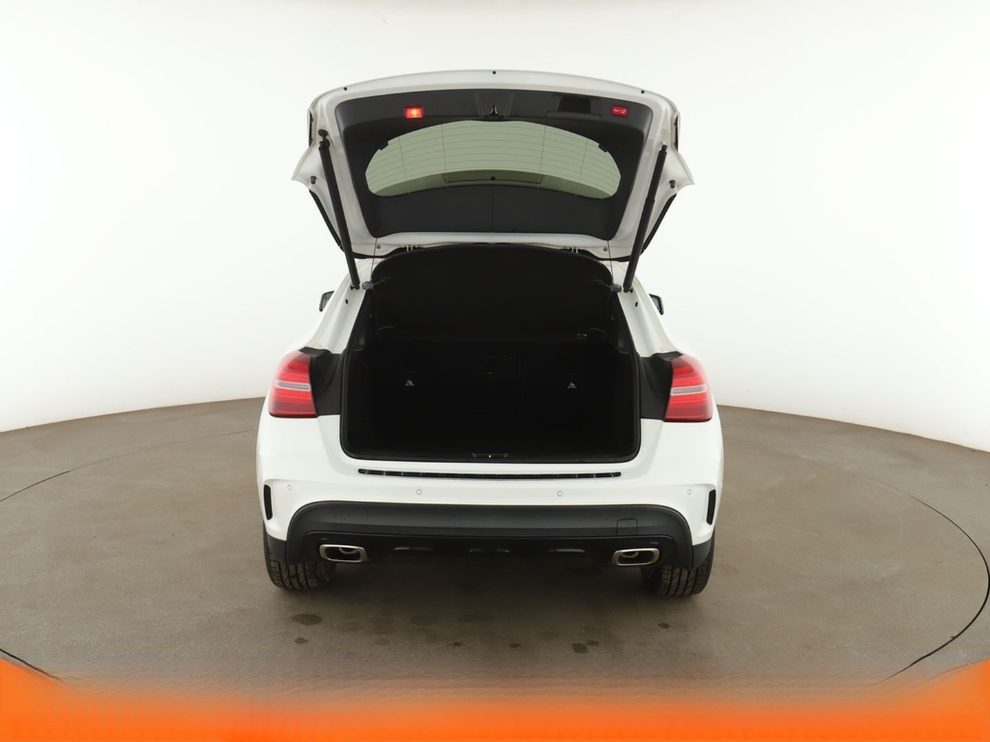 Mercedes-Benz GLA-Klasse GLA 220 4Matic AMG Line Aut.*NAV*LED* foto 17