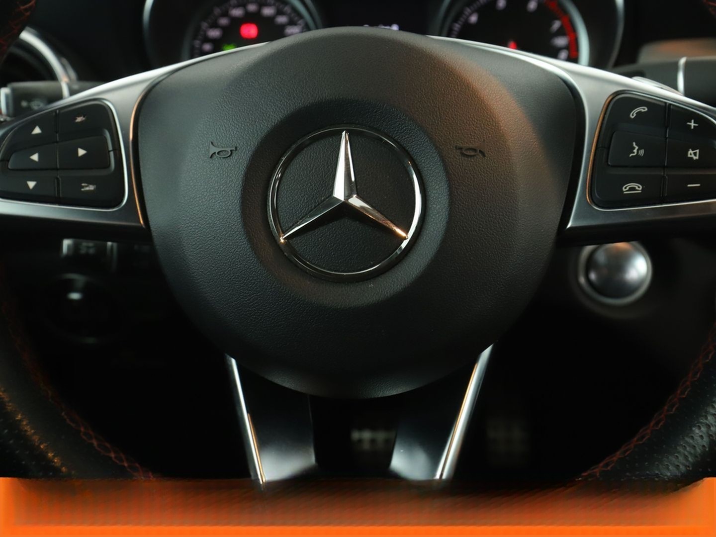Mercedes-Benz GLA-Klasse GLA 220 4Matic AMG Line Aut.*NAV*LED* foto 19