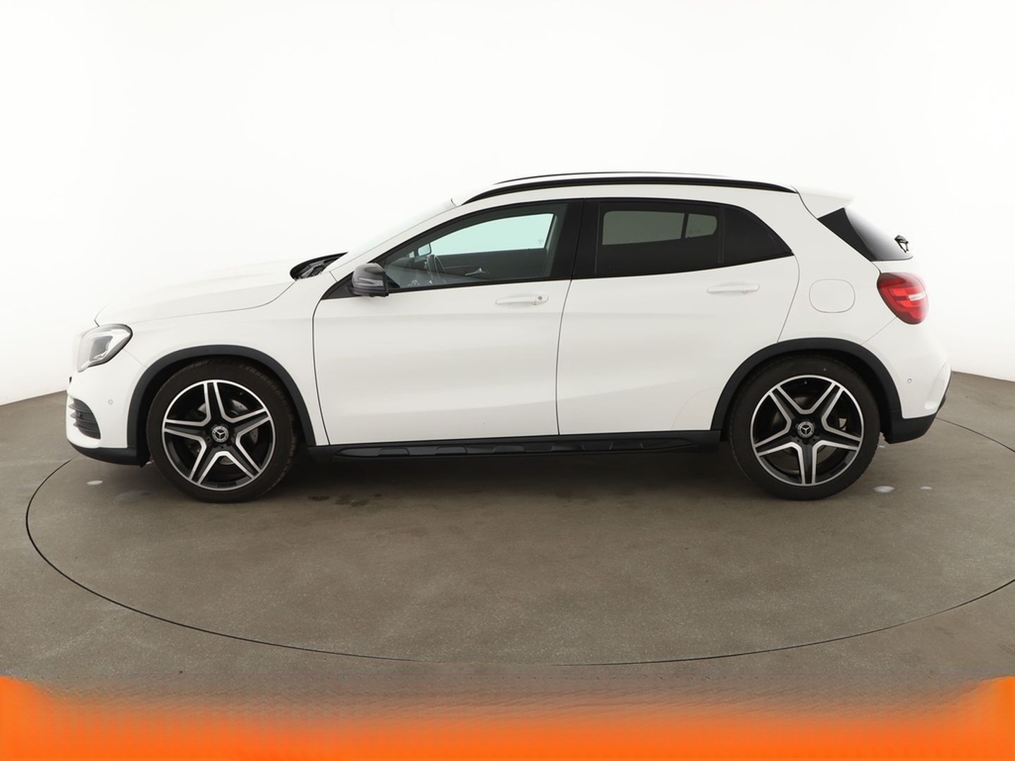 Mercedes-Benz GLA-Klasse GLA 220 4Matic AMG Line Aut.*NAV*LED* foto 3