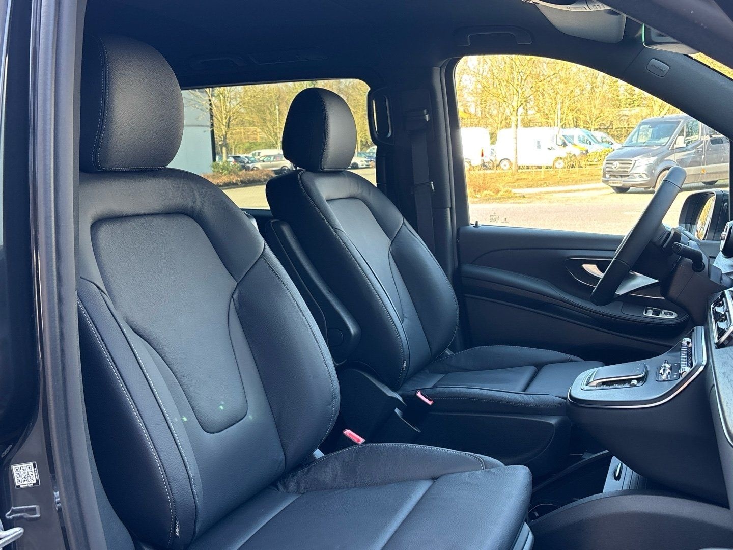 Mercedes-Benz V 300 d Avantgarde 4x4 extralang Distr. 360° 9G foto 13