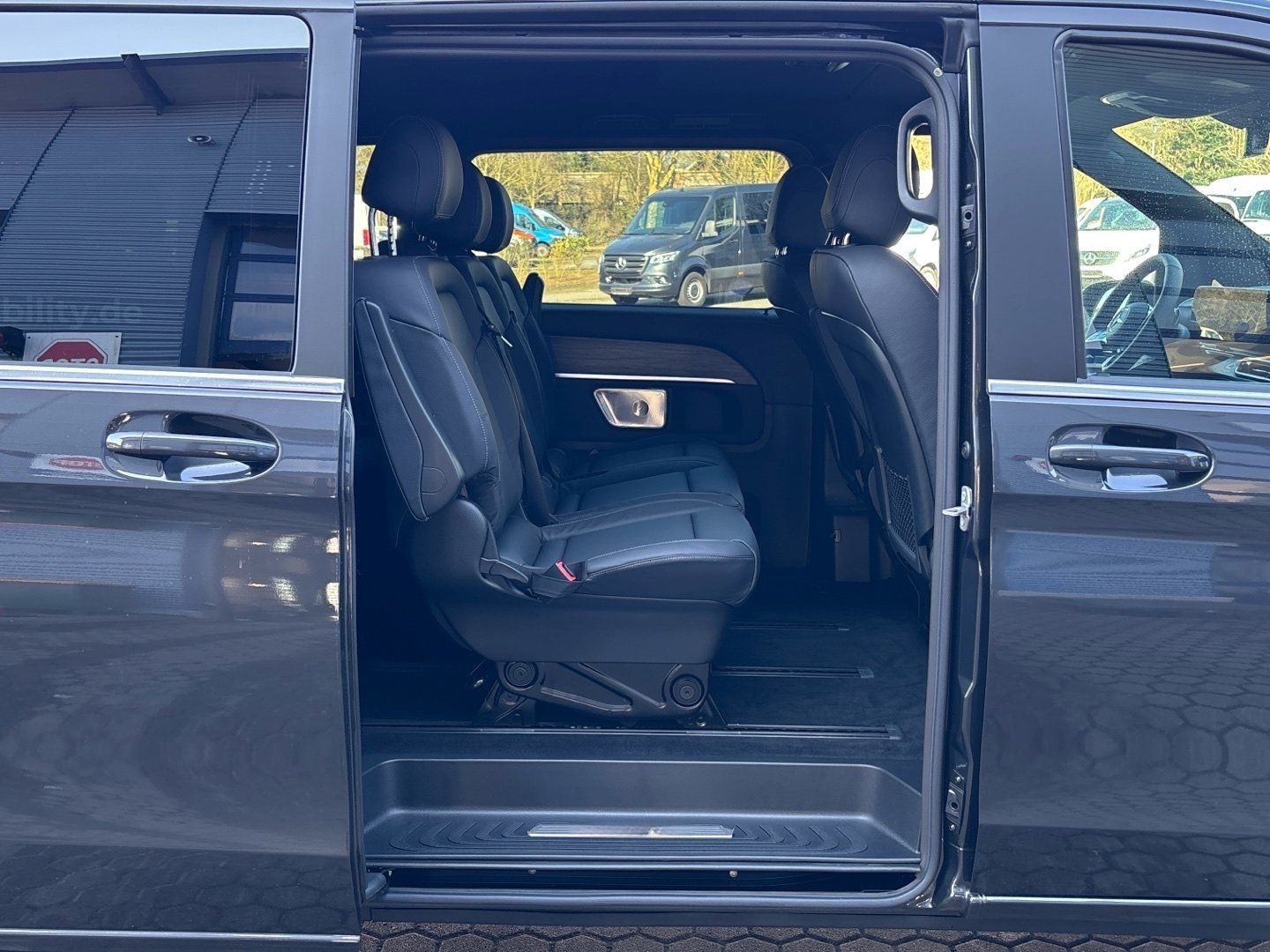 Mercedes-Benz V 300 d Avantgarde 4x4 extralang Distr. 360° 9G foto 15