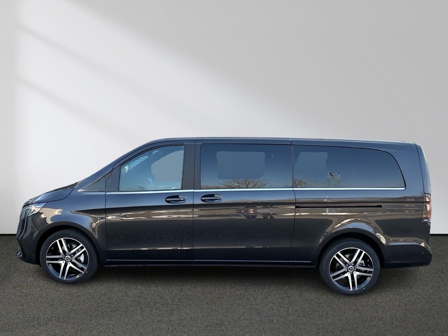 Mercedes-Benz V 300 d Avantgarde 4x4 extralang Distr. 360° 9G foto 3