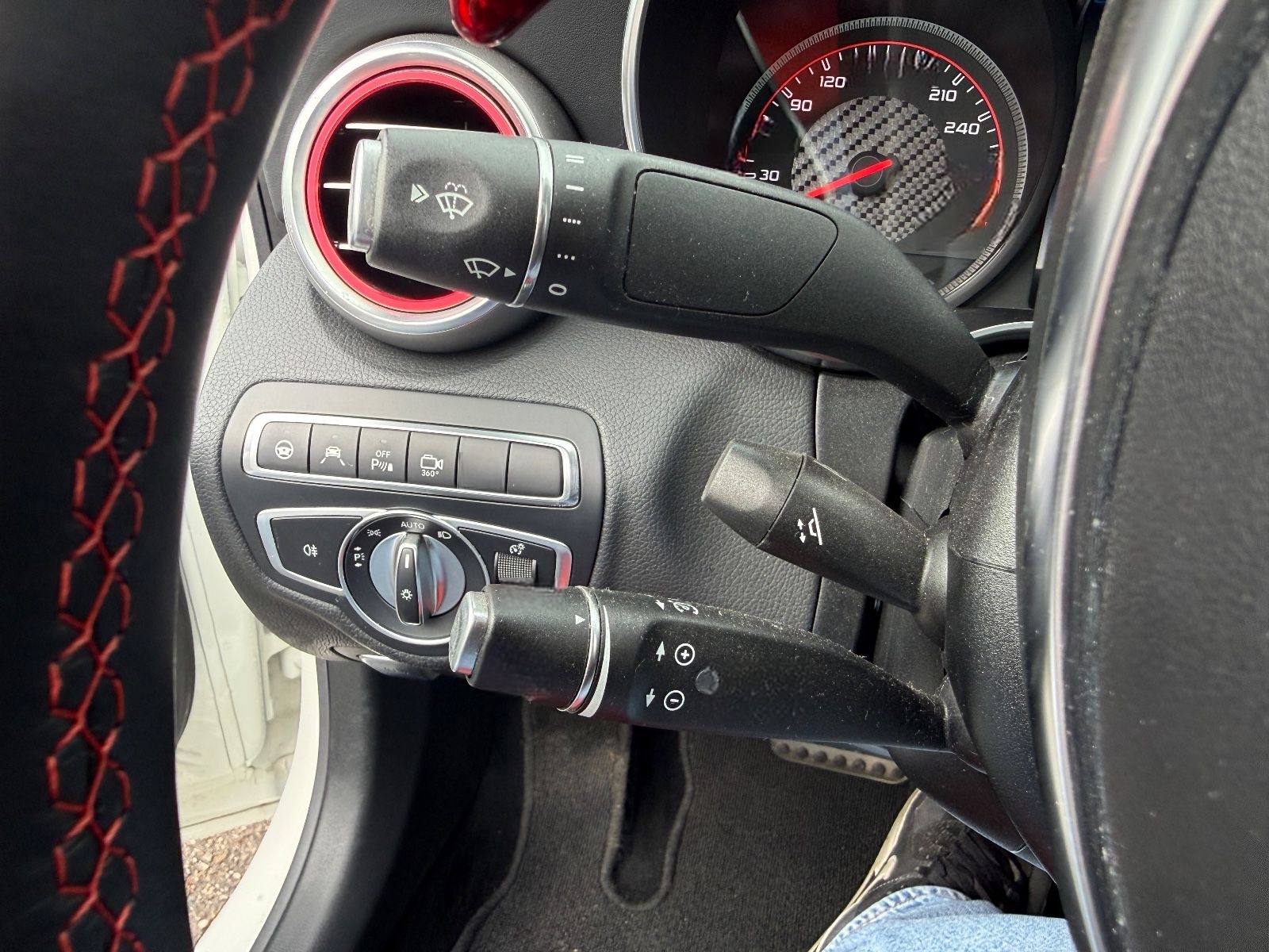 Mercedes-Benz C63 S*PANO*BURMESTER*360°KAM*JUNGE STERNE foto 18