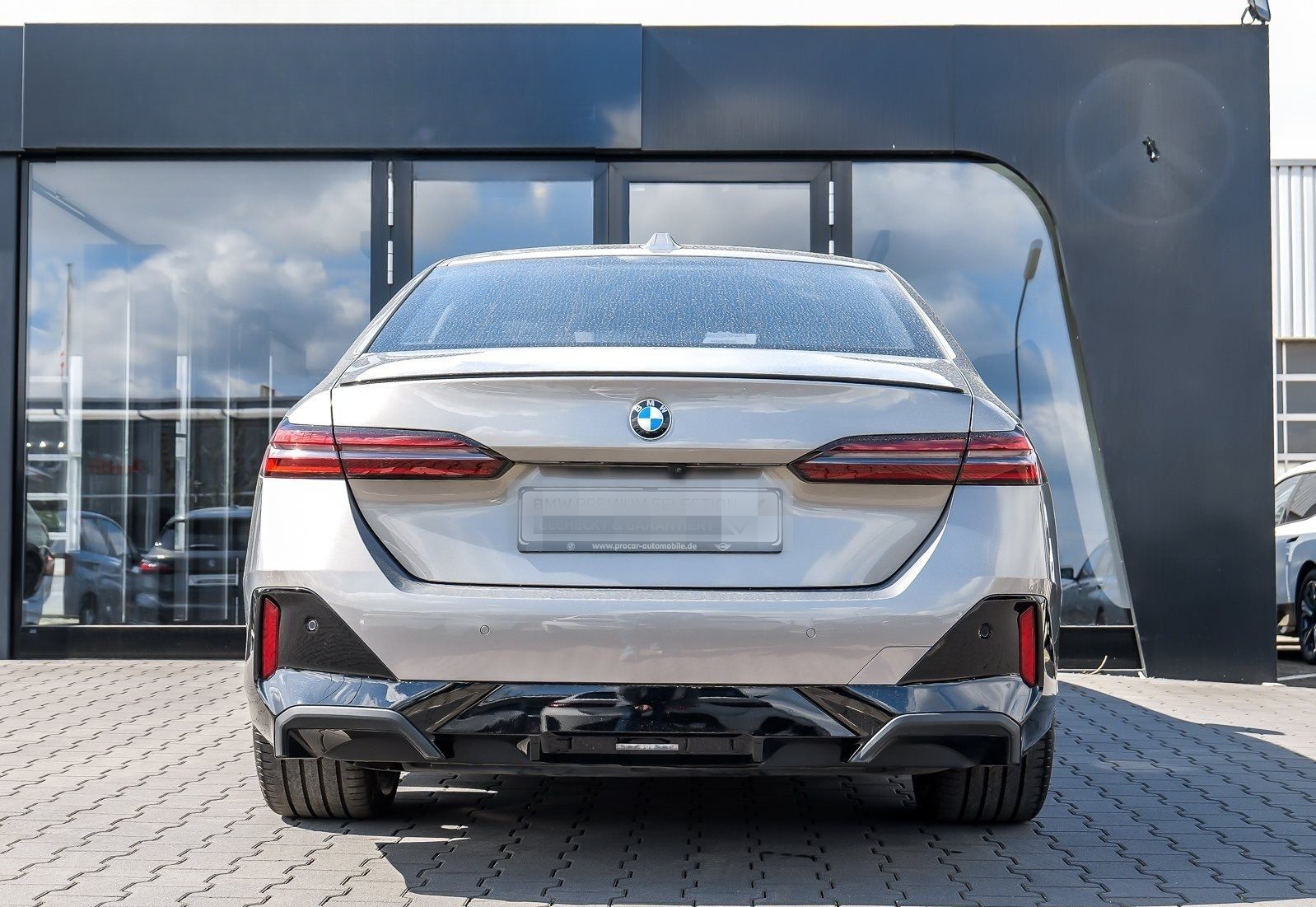 BMW 520d xDrive M Sport HUD ACC AHK 360°KAM RFK LED foto 11