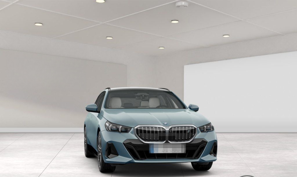 BMW i5 eDrive40 Touring M Sport 19" Pano foto 11