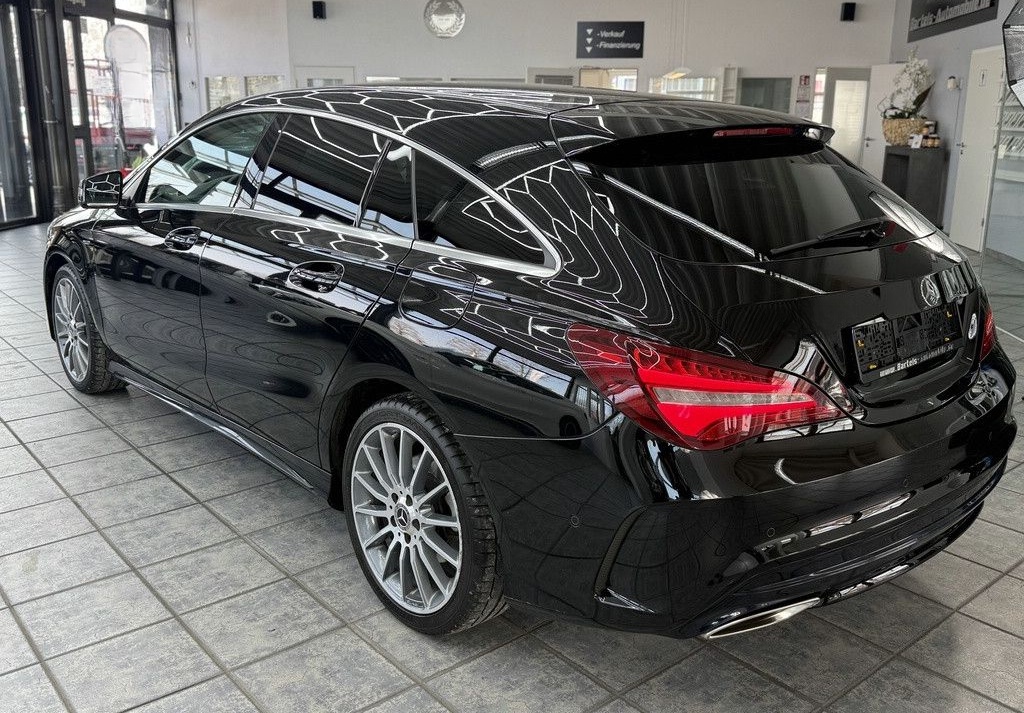 Mercedes-Benz CLA 180 Shooting Brake Urban Style Edition, LED foto 2