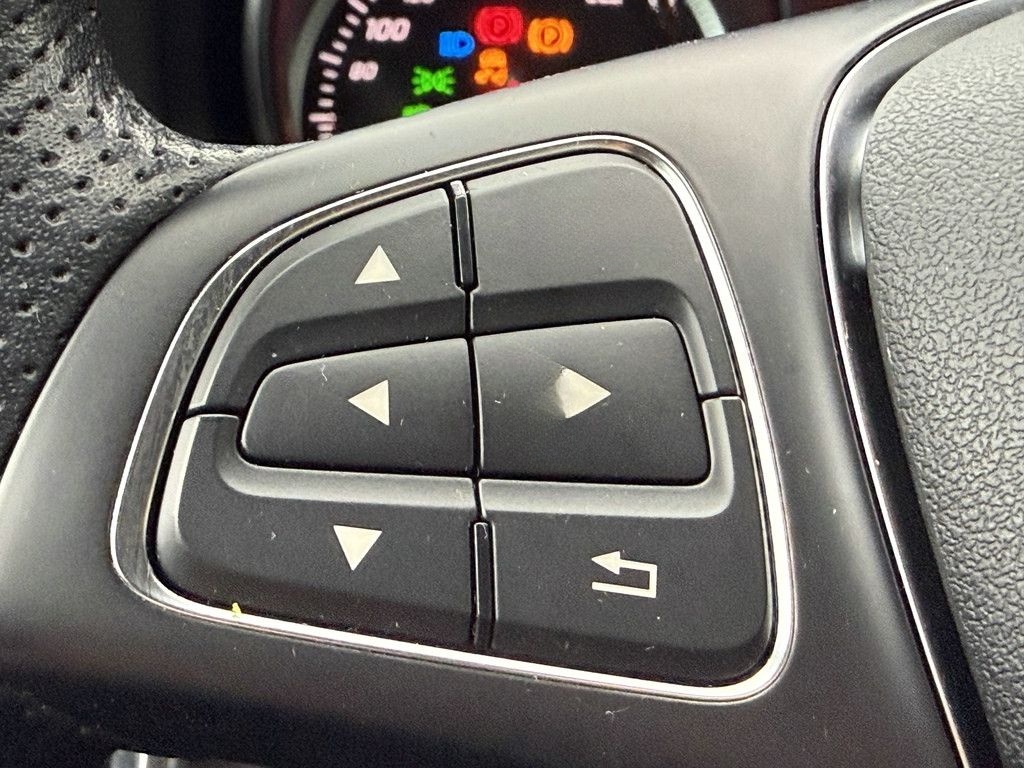 Mercedes-Benz CLA 180 Shooting Brake Urban Style Edition, LED foto 8