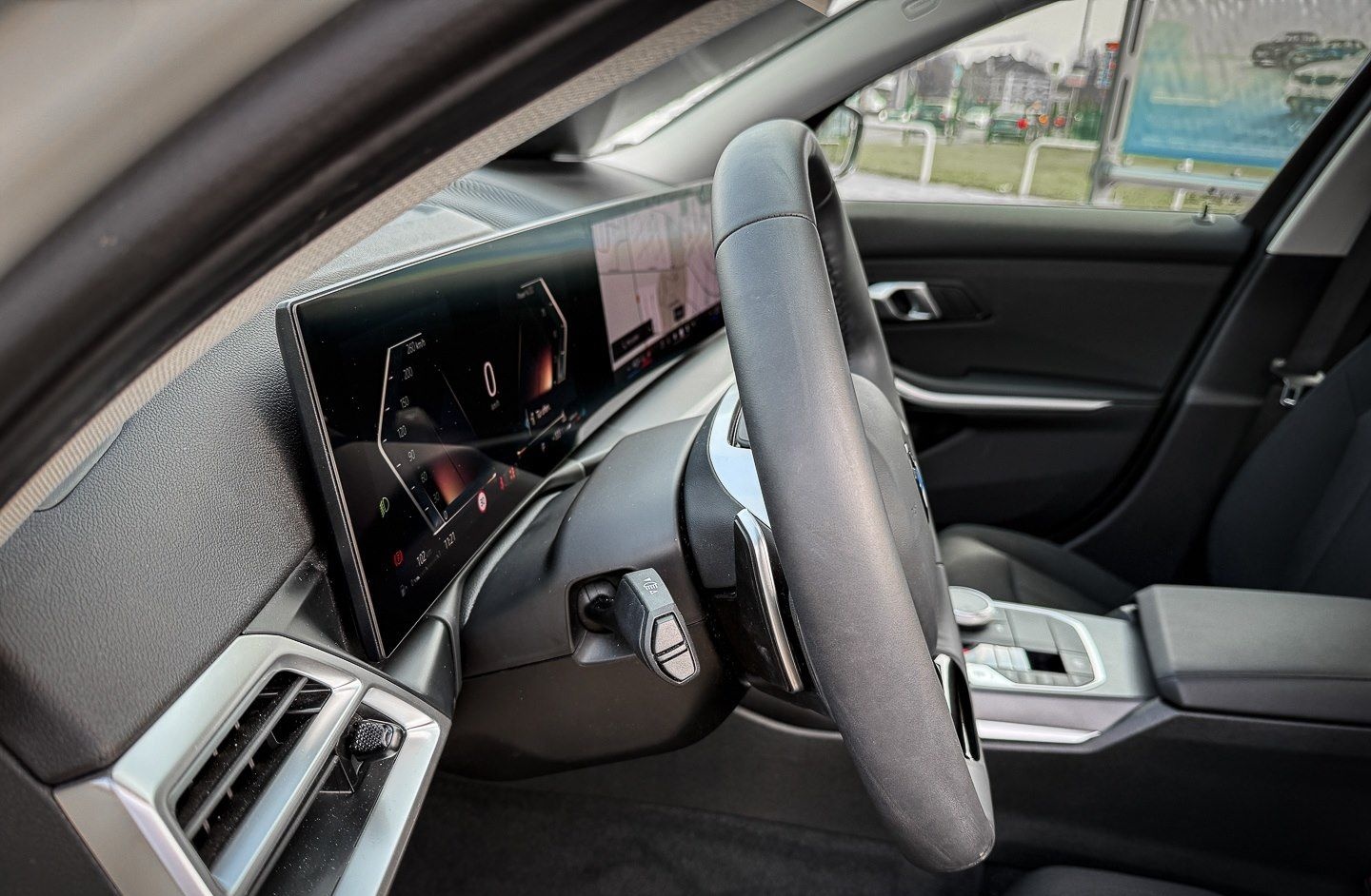 BMW 318i DA + KOMFORTZUGANG + KLIMAAUTOMATIK + UVM foto 15