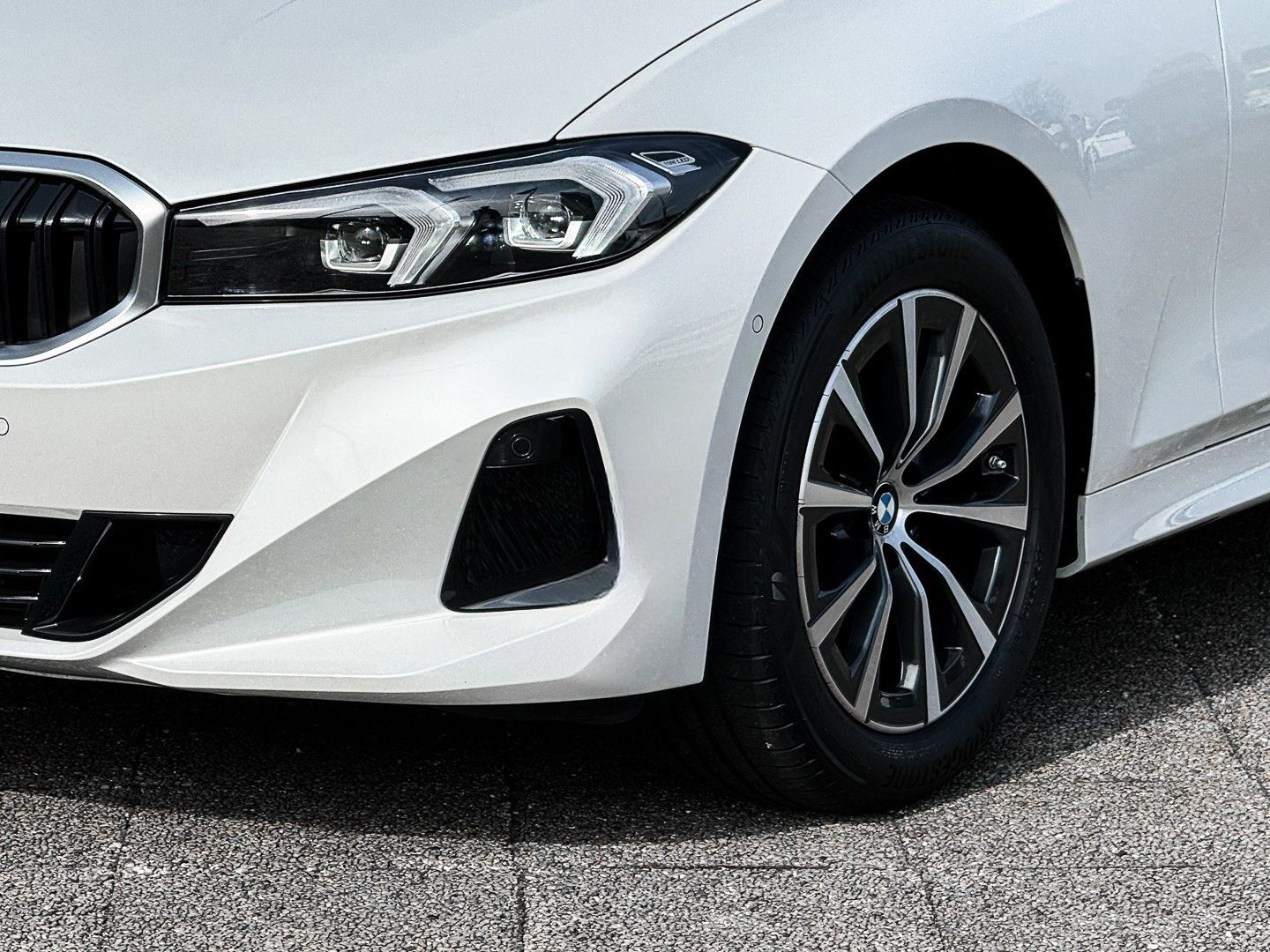 BMW 318i DA + KOMFORTZUGANG + KLIMAAUTOMATIK + UVM foto 5