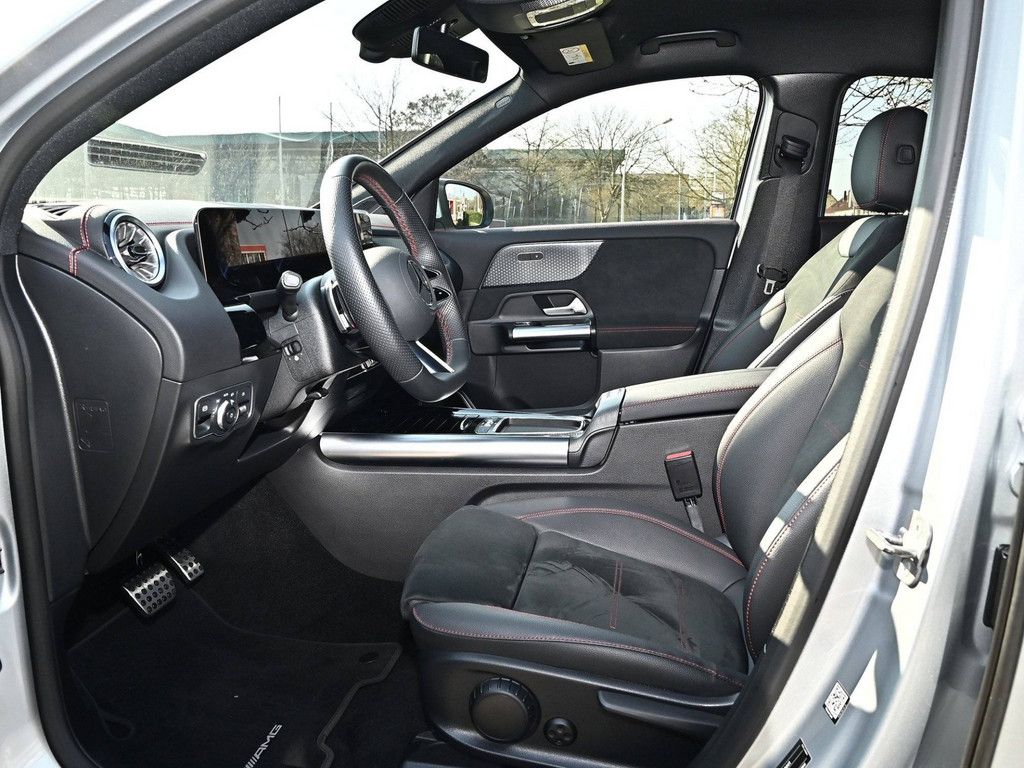 Mercedes-Benz EQA 300 4M AMG Sport Advanced+ Distr. LED Kamera foto 12