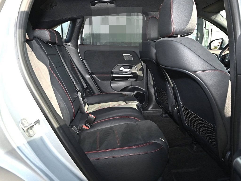 Mercedes-Benz EQA 300 4M AMG Sport Advanced+ Distr. LED Kamera foto 9