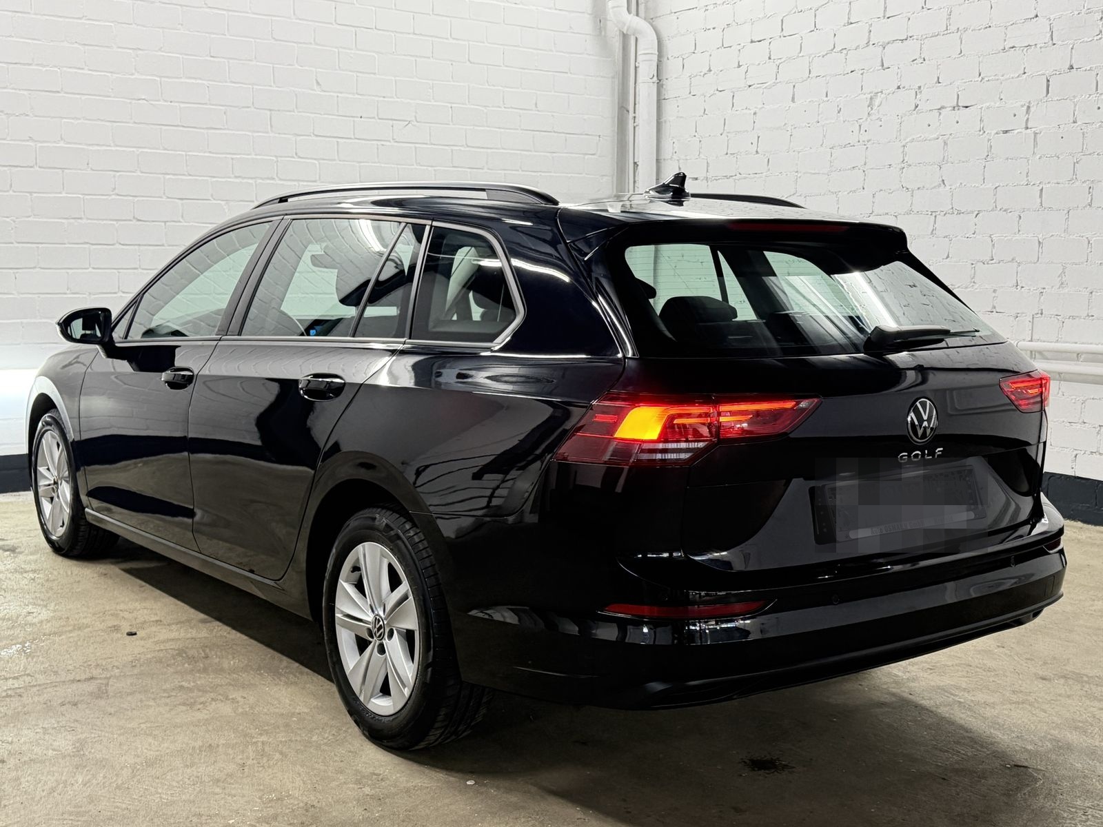 Volkswagen Golf Variant 2.0 TDI SCR DSG Life | LED | ACC foto 6