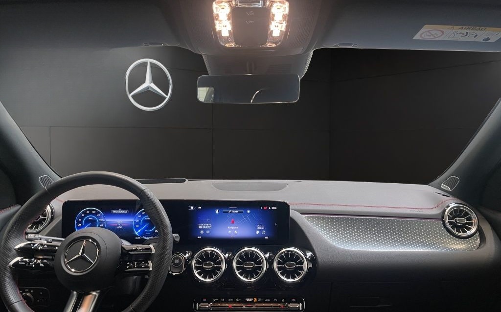 Mercedes-Benz EQA 250+ AMG NIGHT DISTRONIC MEMORY BURMESTER foto 8
