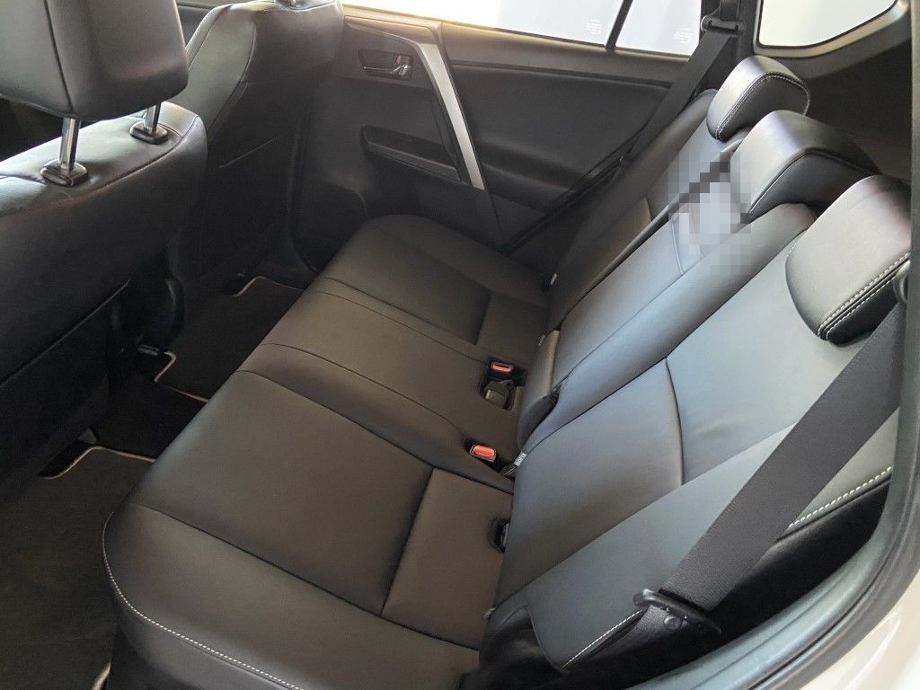 Toyota RAV 4 2.5 4x2 Hybrid Executive foto 9