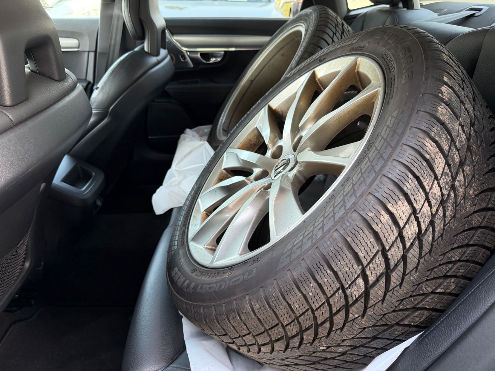 Volvo S90 Lim. Momentum AWD foto 16