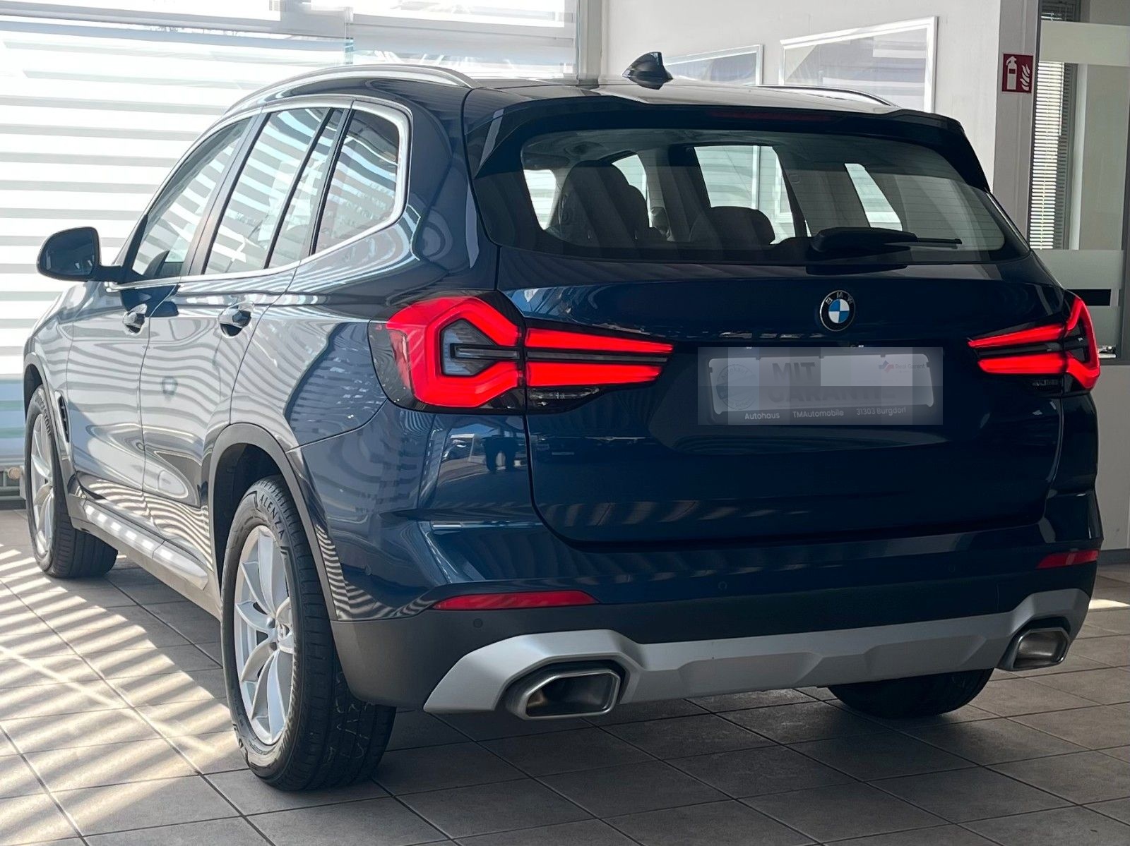 BMW X3 xD20d Facelift PANO KAM HiFi LEDER Unfallfrei foto 3
